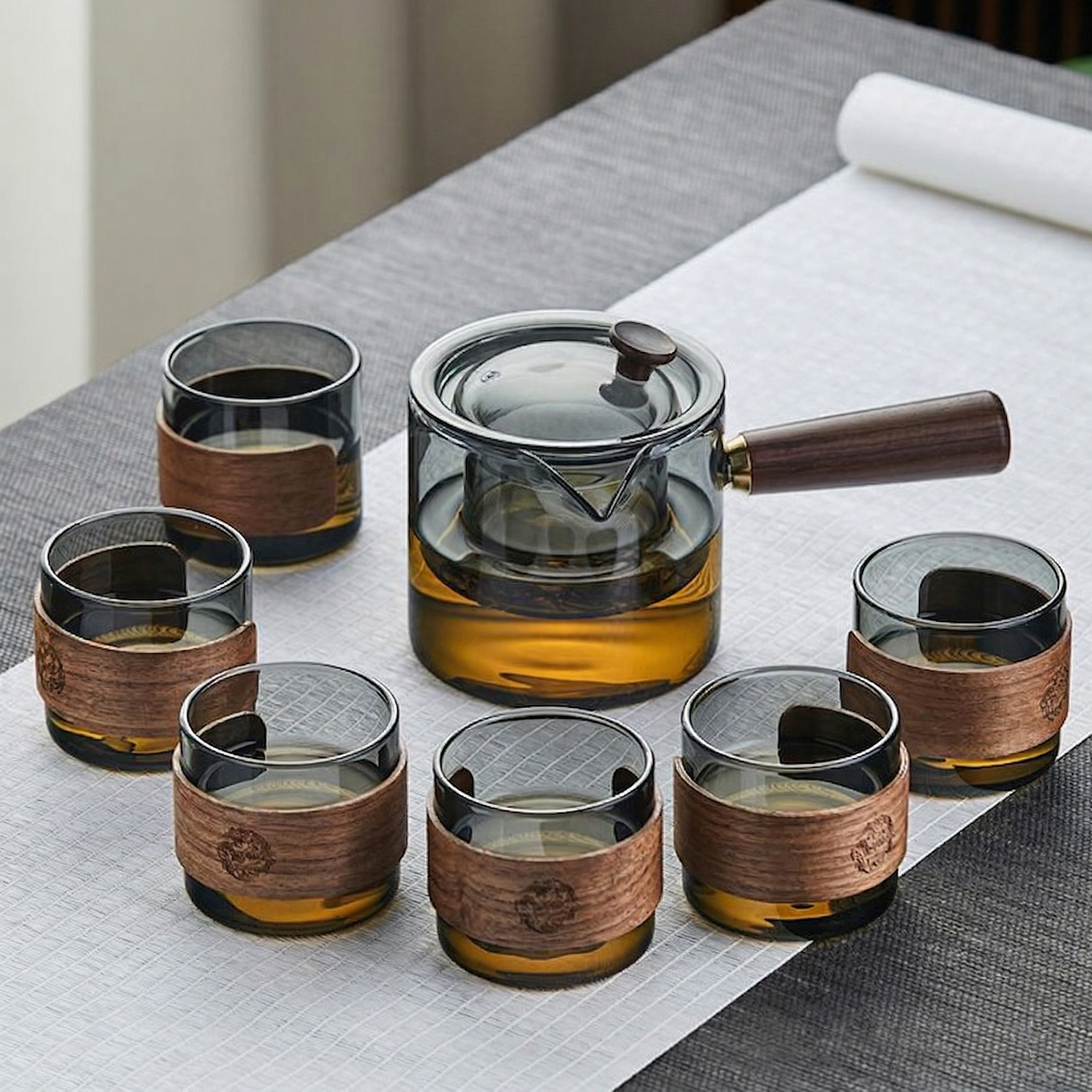 Wooden Side-Handle Glass Teapot – Heat-Resistant Borosilicate with Infuser