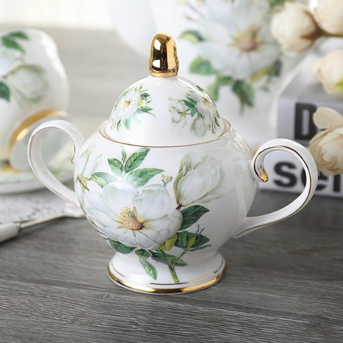 骨瓷山茶花现代茶具