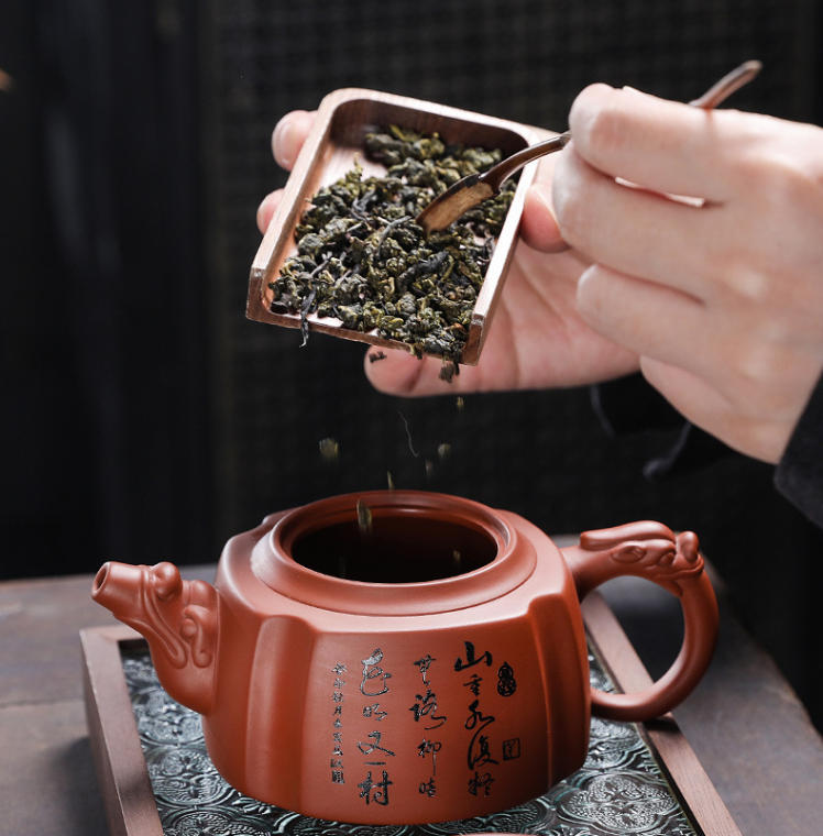 Chinese Teapot – Purple Clay Square Dragon Shape