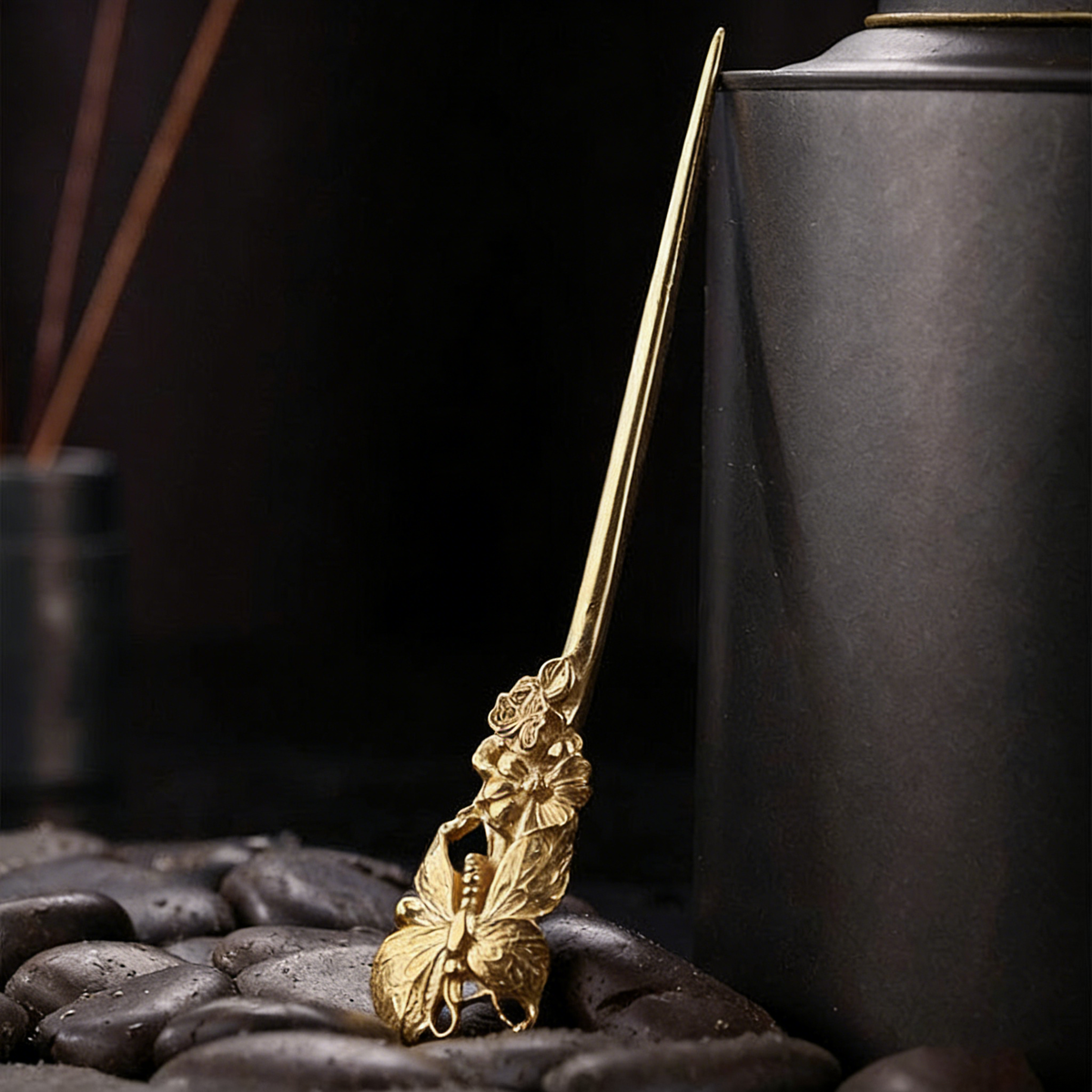 手工花朵铜茶针
