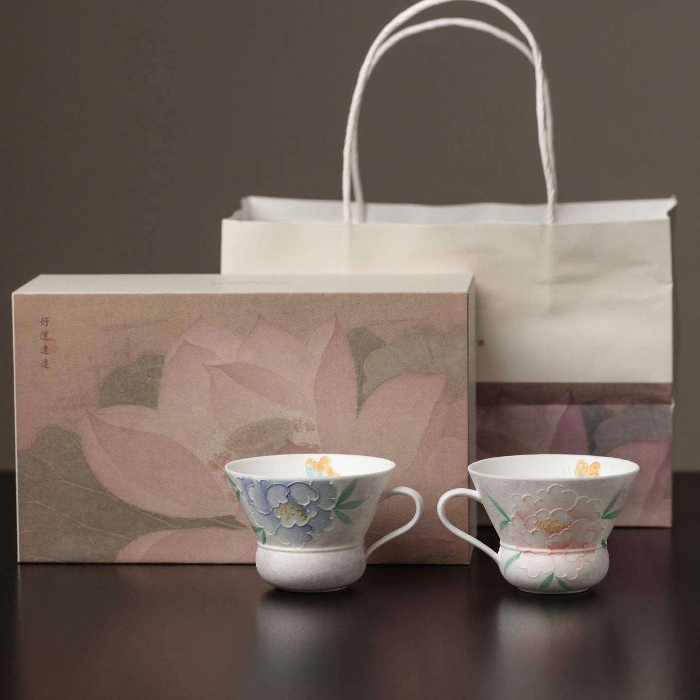 Hand-Painted Peony Gongfu Tea Cup – Ear-Handle Design, 80ml (Pink & Purple)