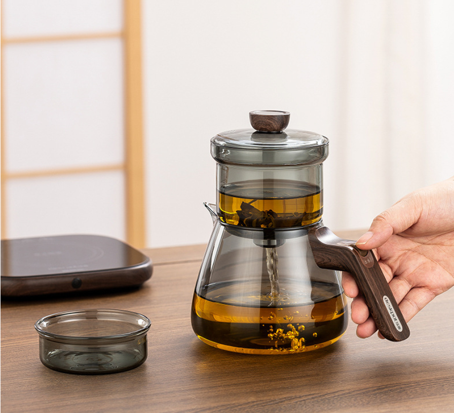 Magnetic Glass Tea Cup – Rodless Design, Heat-Resistant, Tea-Water Separator