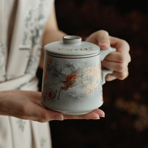 中国汝窑龙纹茶杯带滤胆