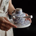 青花瓷侧把茶壶