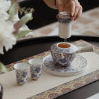 青花瓷侧把茶壶