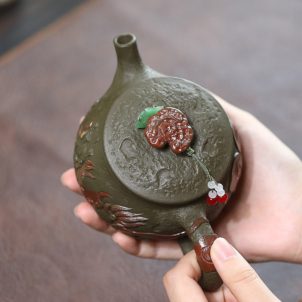 宜兴墨绿泥龙汉瓦壶