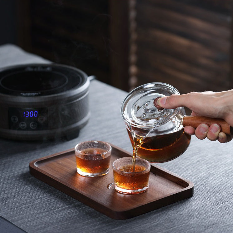 带木柄玻璃茶壶