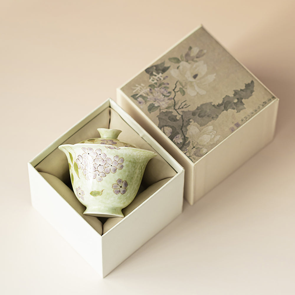 Underglaze Painting Hydrangea Porcelain Gaiwan