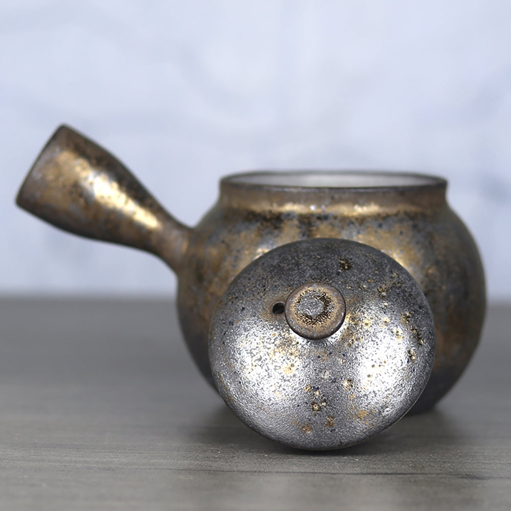 Japanese Pottery Gilded Iron Glaze Teapot
