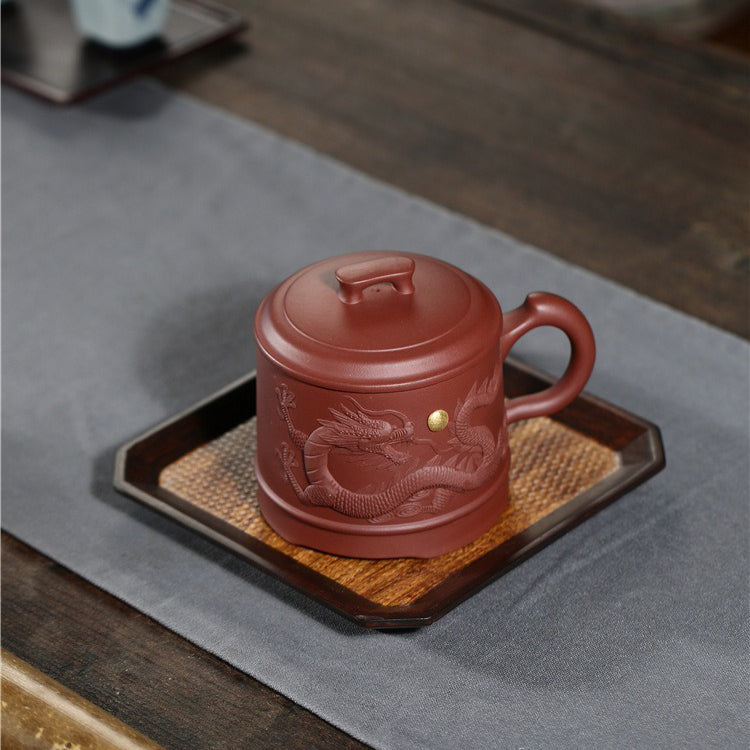 宜兴紫砂雕龙茶杯