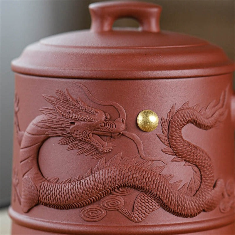 宜兴紫砂雕龙茶杯