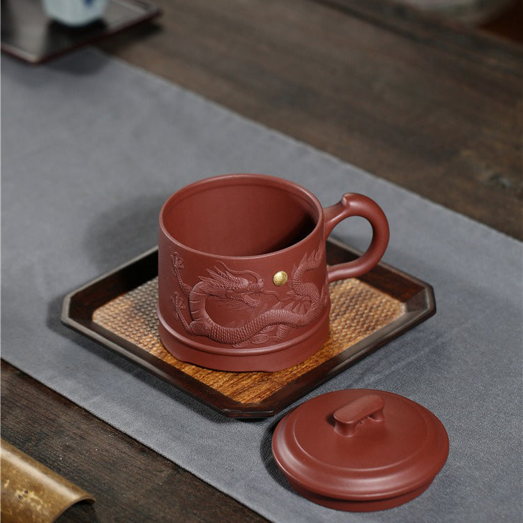 宜兴紫砂雕龙茶杯