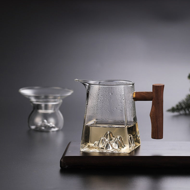 Mountain Glass Fair Cup With Wooden Handle