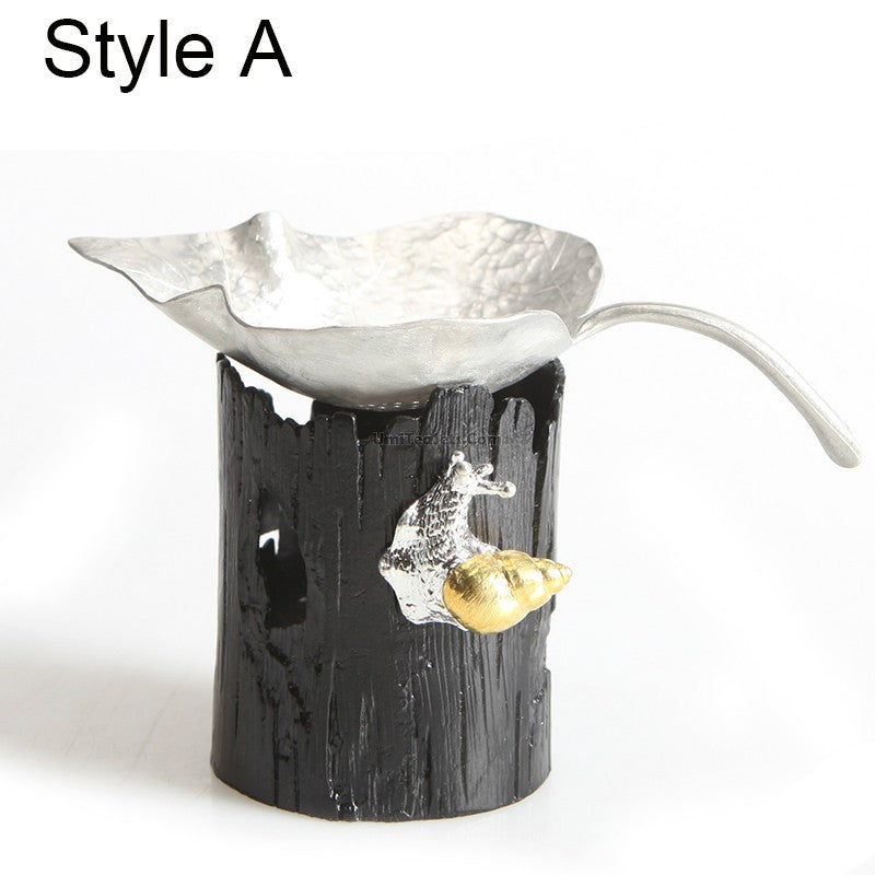 Leaf Tin Tea Strainer With Holder