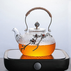 玻璃茶壶与锡梅